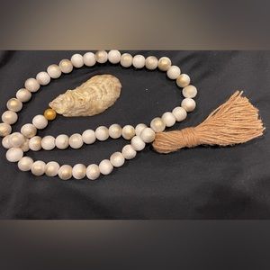 gorgeous beads (necklace or decor)
